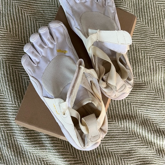 Vibram - Picture 2 of 3